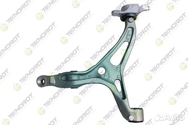 Рычаг передний нижний левый