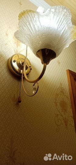 Люстры и бра