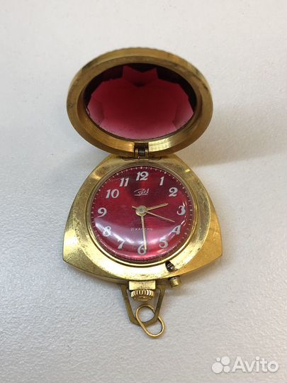 Часы кулон заря СССР