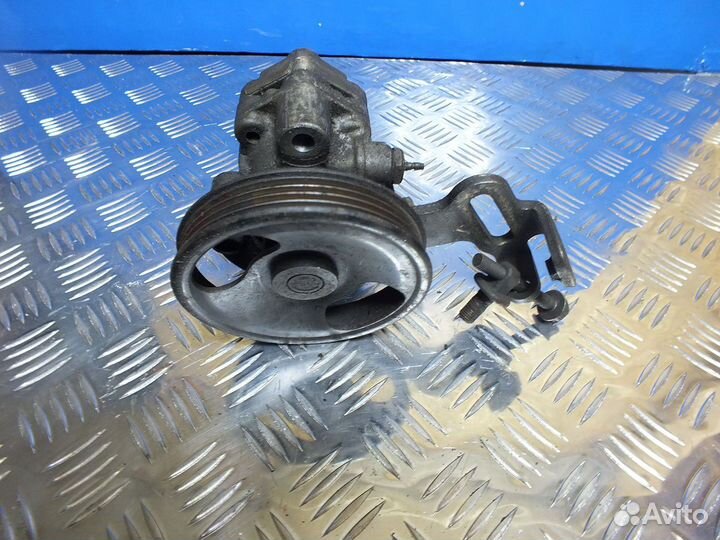 Насос гур гидроусилитель Mazda Demio DW3W B3 B5