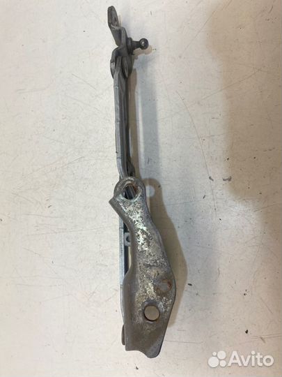 Петля крышки багажника правая Mazda 6 седан GG 2.0