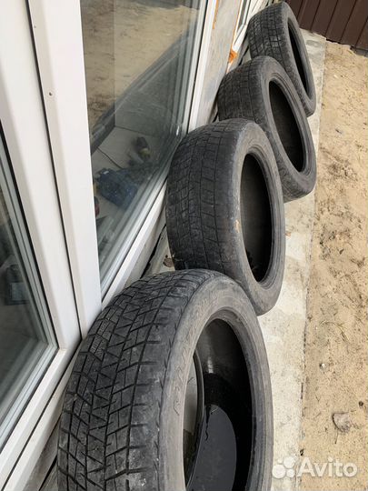 Bridgestone Blizzak DM-V1 225/60 R18