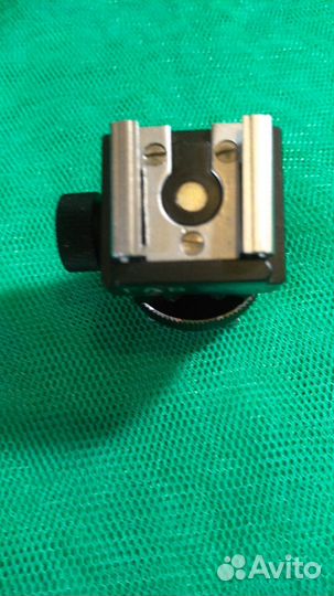 Устройство для поворота фотовспышки глв Зенит