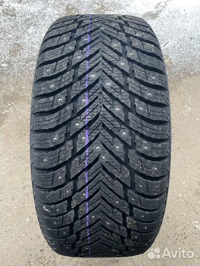 Nokian Tyres Hakkapeliitta 10p SUV 275/45 R20 и 305/40 R20 112T