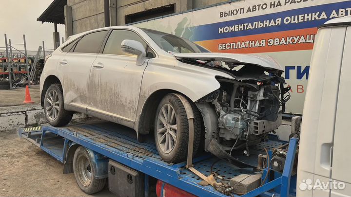 Усилитель пола багажника правый Lexus RX350 (AL10) 58451-48030