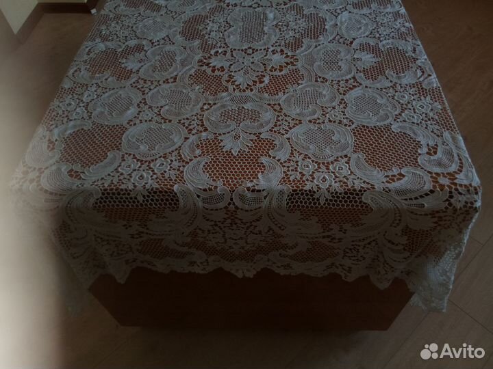 Скатерть кружевная Рог изобилия.Цена временно сниж