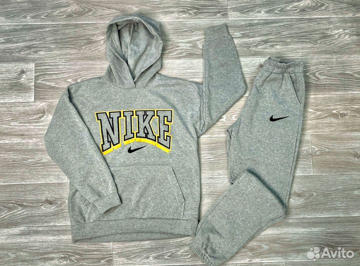 Спортивный костюм nike