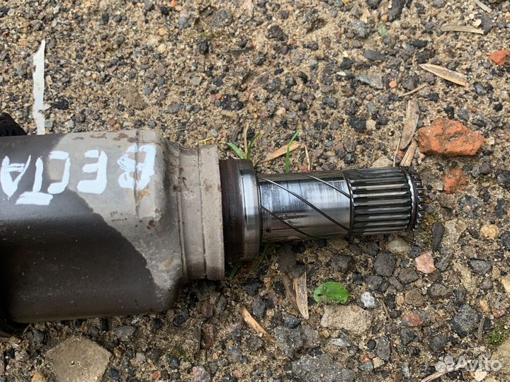 Привод левый LADA vesta 1.6 mкпп