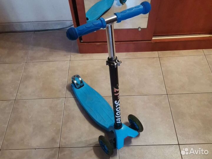 Самокат детский трехкалесный