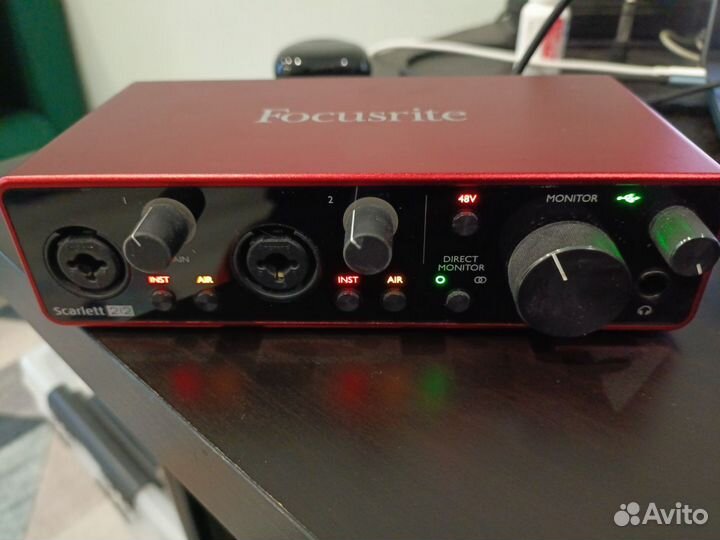 Звуковая карта focusrite scarlett 2i2 3rd gen