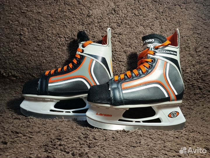 Коньки хоккейные Larsen Champion 39 размер