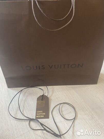 Брендовые пакеты коробки