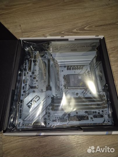 Материнская плата CVN B760 Frozen wifi ddr4