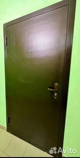 Входная металлическая дверь