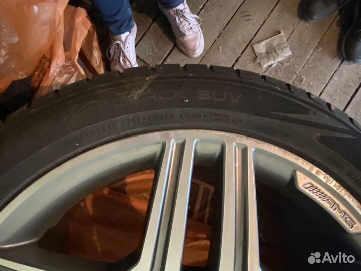 Комплект дисков mercedes AMG 21 GL166 с шинами nok