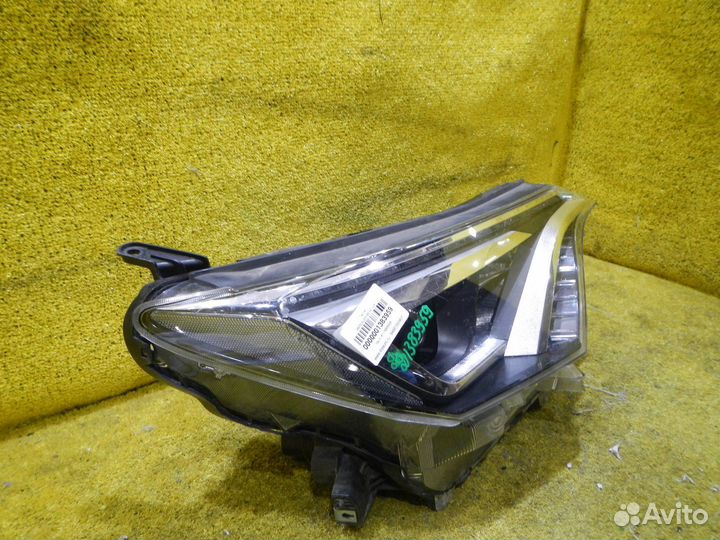 Фара правая Toyota RAV4