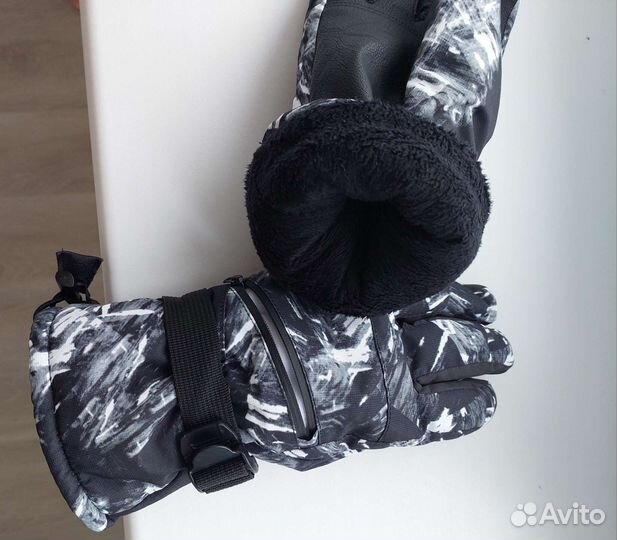 Спортивные перчатки L