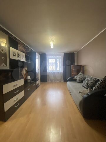 2-к. квартира, 56 м², 3/5 эт.