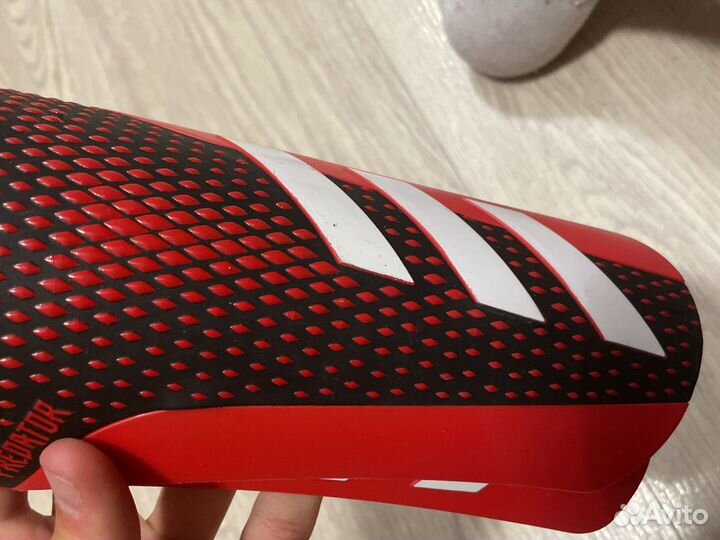 Щитки футбольные adidas