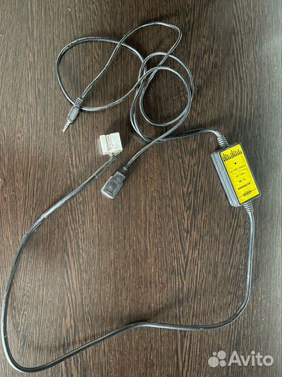 USB AUX адаптер для Honda