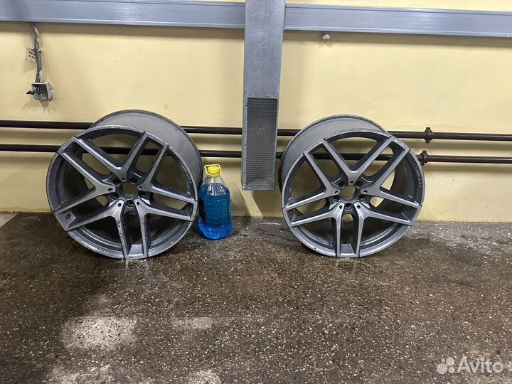 Диск AMG r21 оригинал 11J задний