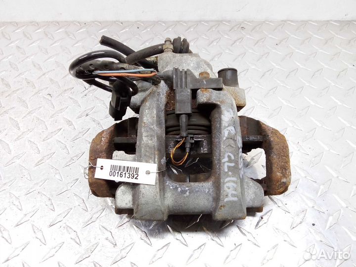 Суппорт задний правый Mercedes GL W164