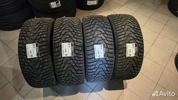 Hankook Winter i'Pike X W429A 275/45 R21 110T