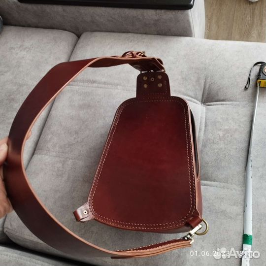 Сумка слинг мужская натуральная кожа.новая