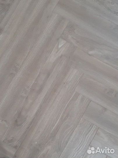 Ламинат, линолеум