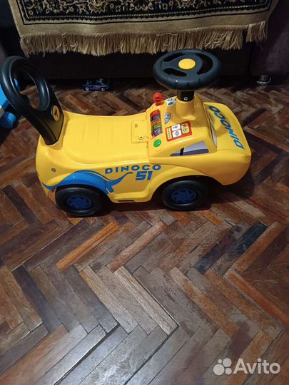 Машинка каталка для детей