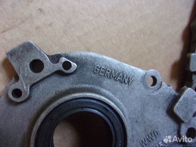 VW / Audi, 79-99г., передняя крышка коленвала б/у