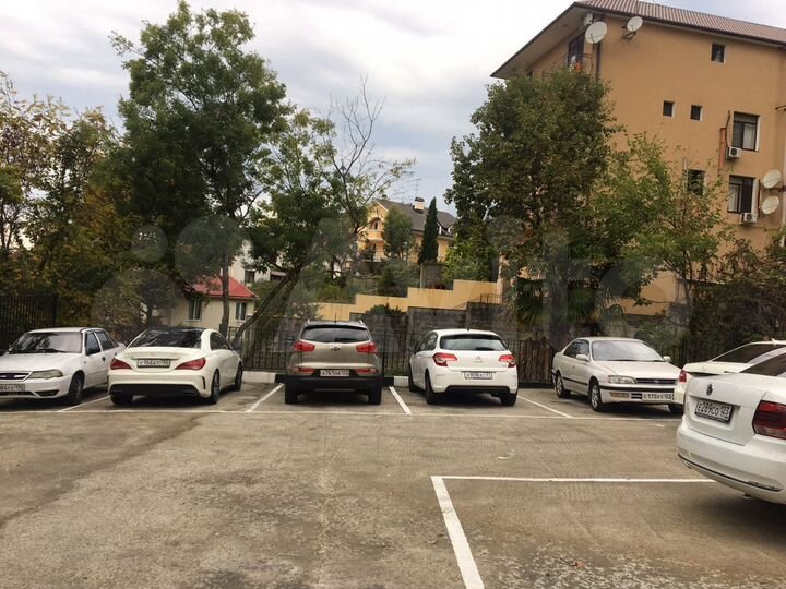 Машиноместо, 18 м²