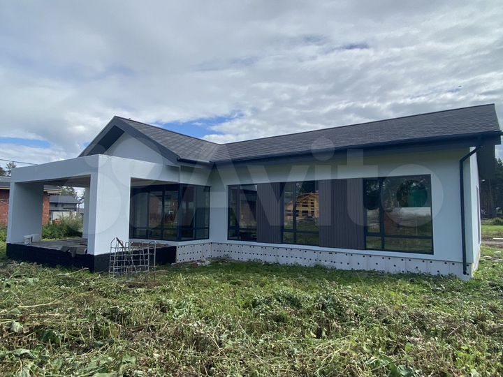 Коттедж 134,4 м² на участке 10,6 сот.