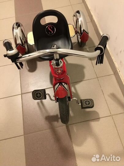 Велосипед трёхколёсный