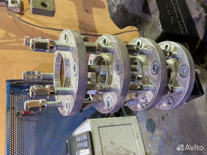 Проставки колесные с 5/120 на 5/114.3 15мм 4шт