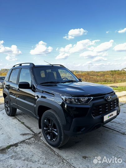 ВАЗ Niva Travel 1.7 МТ, 2023, 3 000 км