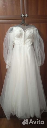 Свадебное платье