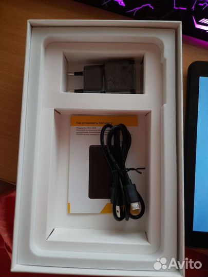 Планшет idzor TAB730