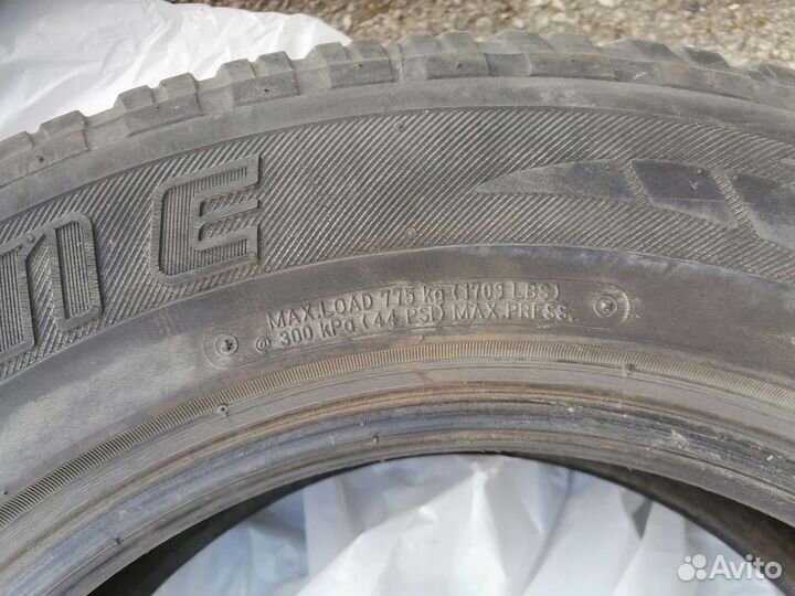 Bridgestone Dueler A/T 215/70 R16