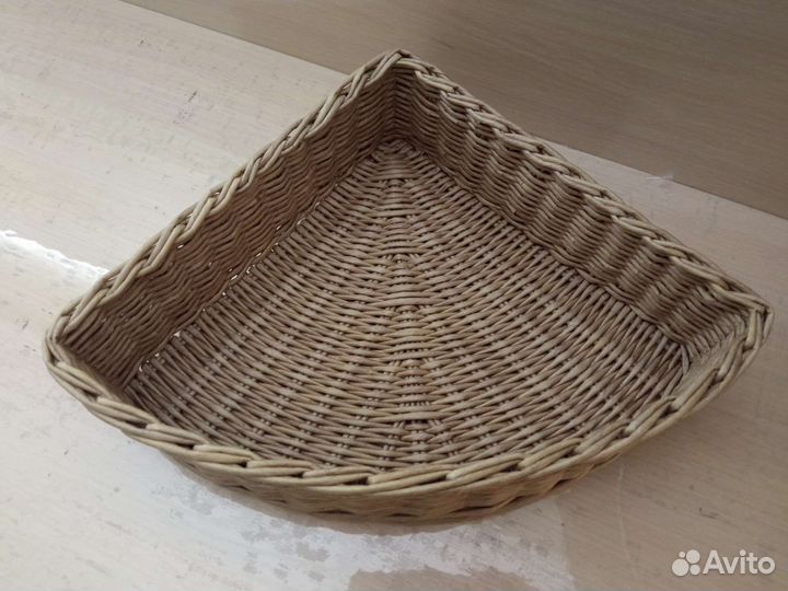 Корзина для угловых полок