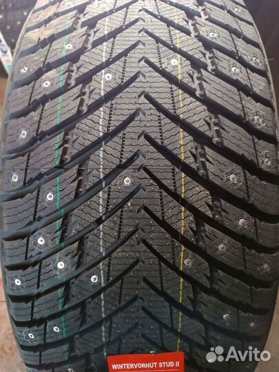 iLink Wintervorhut Stud II 215/50 R17