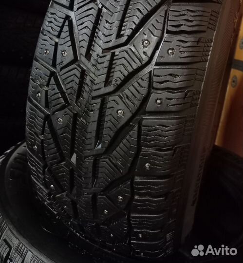 Tigar SUV Ice 215/65 R16 102T