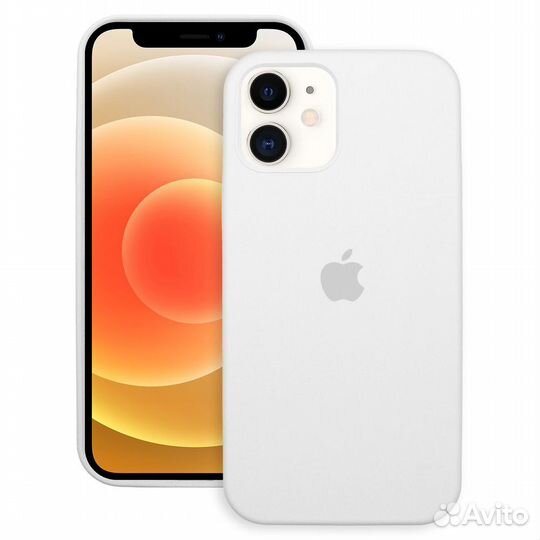 Белый силиконовый чехол на iPhone 12