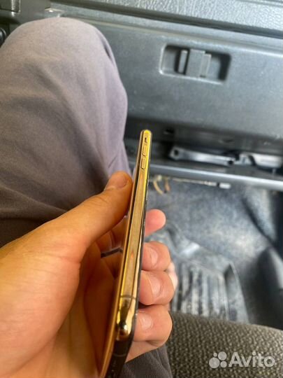 Телефон iPhone xs