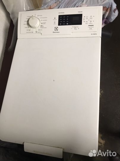 Стиральная машина electrolux 1000RPM запчасти