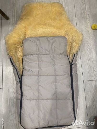 Меховой конверт в коляску овчина