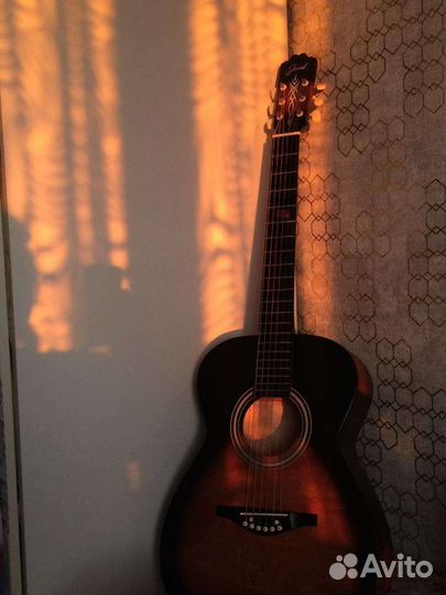 Акустическая гитара