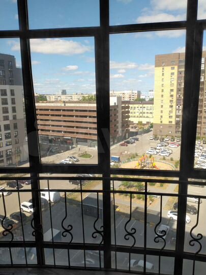 3-к. квартира, 128 м², 8/14 эт.