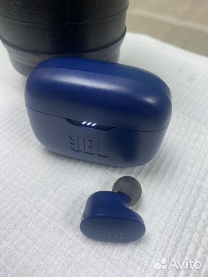 Беспроводные наушники jbl tune 130