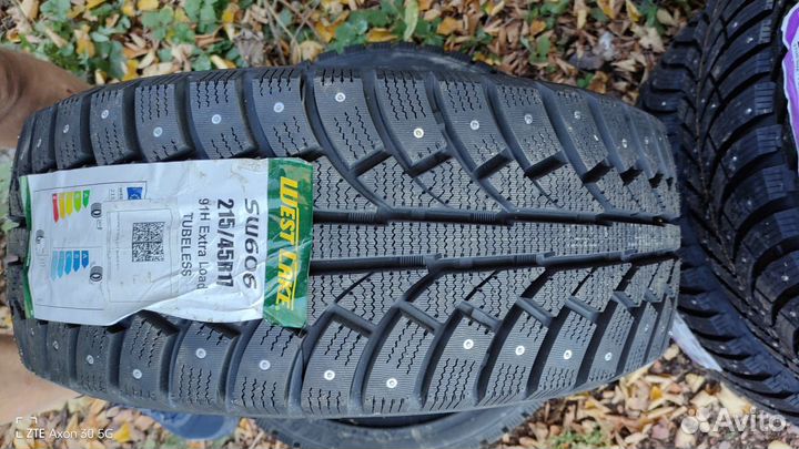 Westlake SW606 215/45 R17 91H